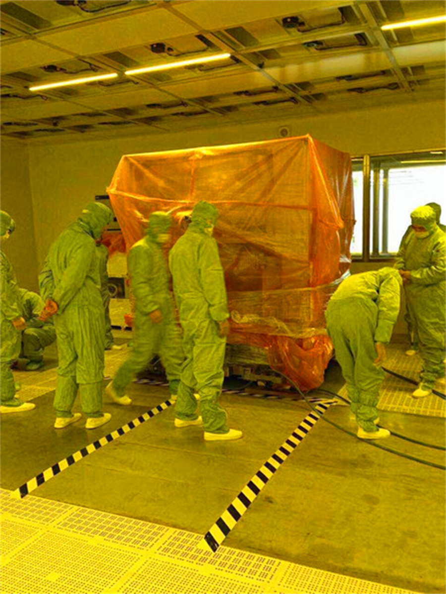 无尘室精密设备搬运